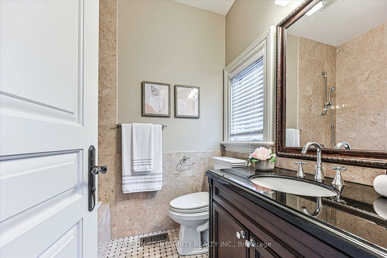 5, Westgrove, Bedford Park-Nortown, Toronto