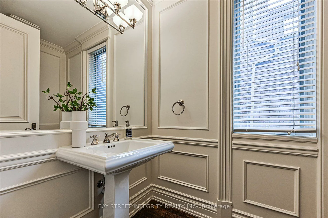 5, Westgrove, Bedford Park-Nortown, Toronto