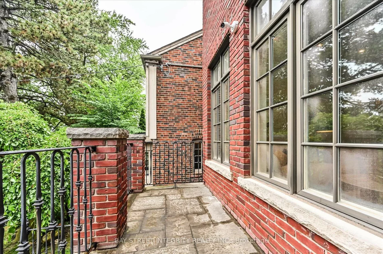 5, Westgrove, Bedford Park-Nortown, Toronto