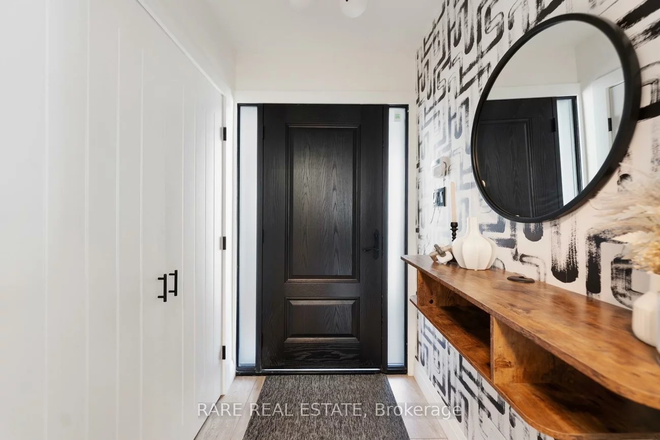 35, Kennard, Bathurst Manor, Toronto