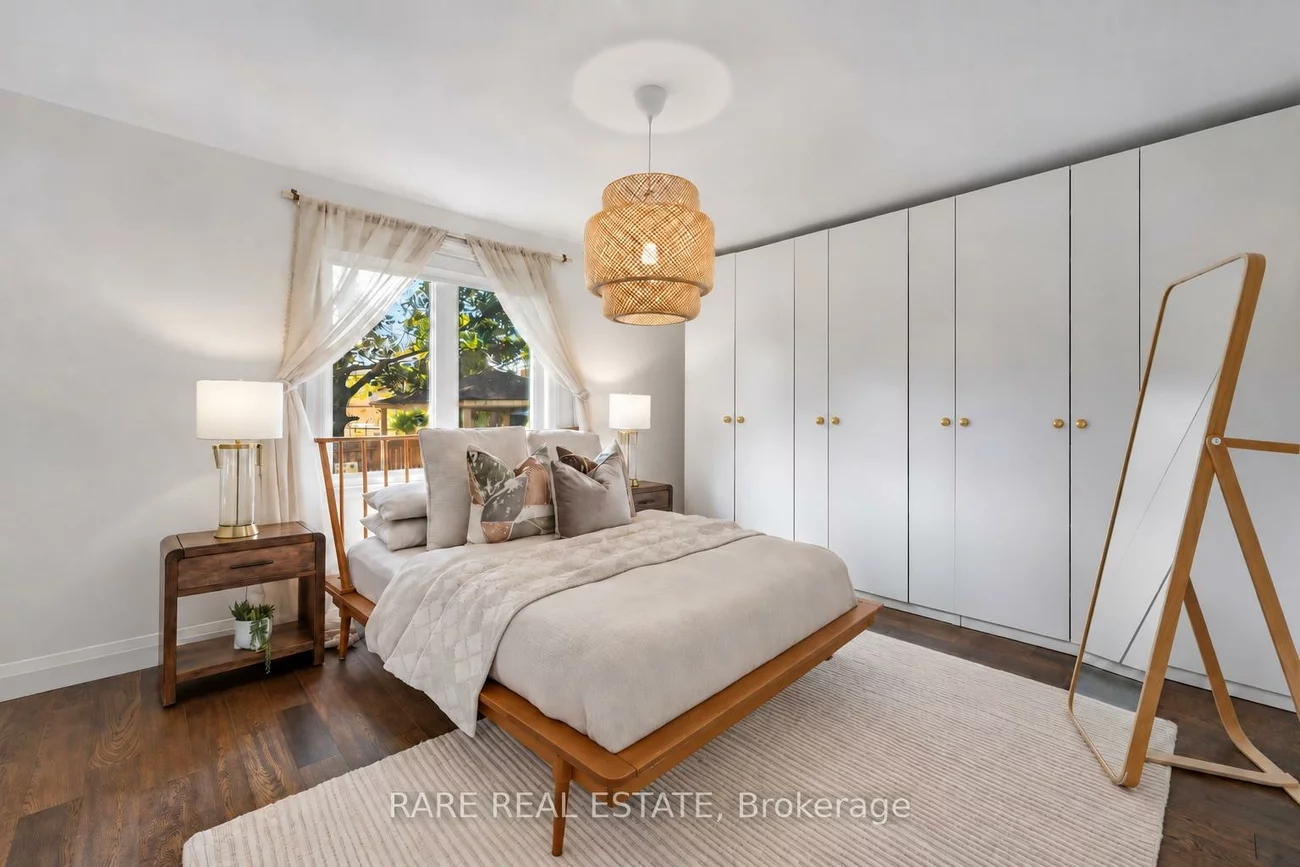 35, Kennard, Bathurst Manor, Toronto