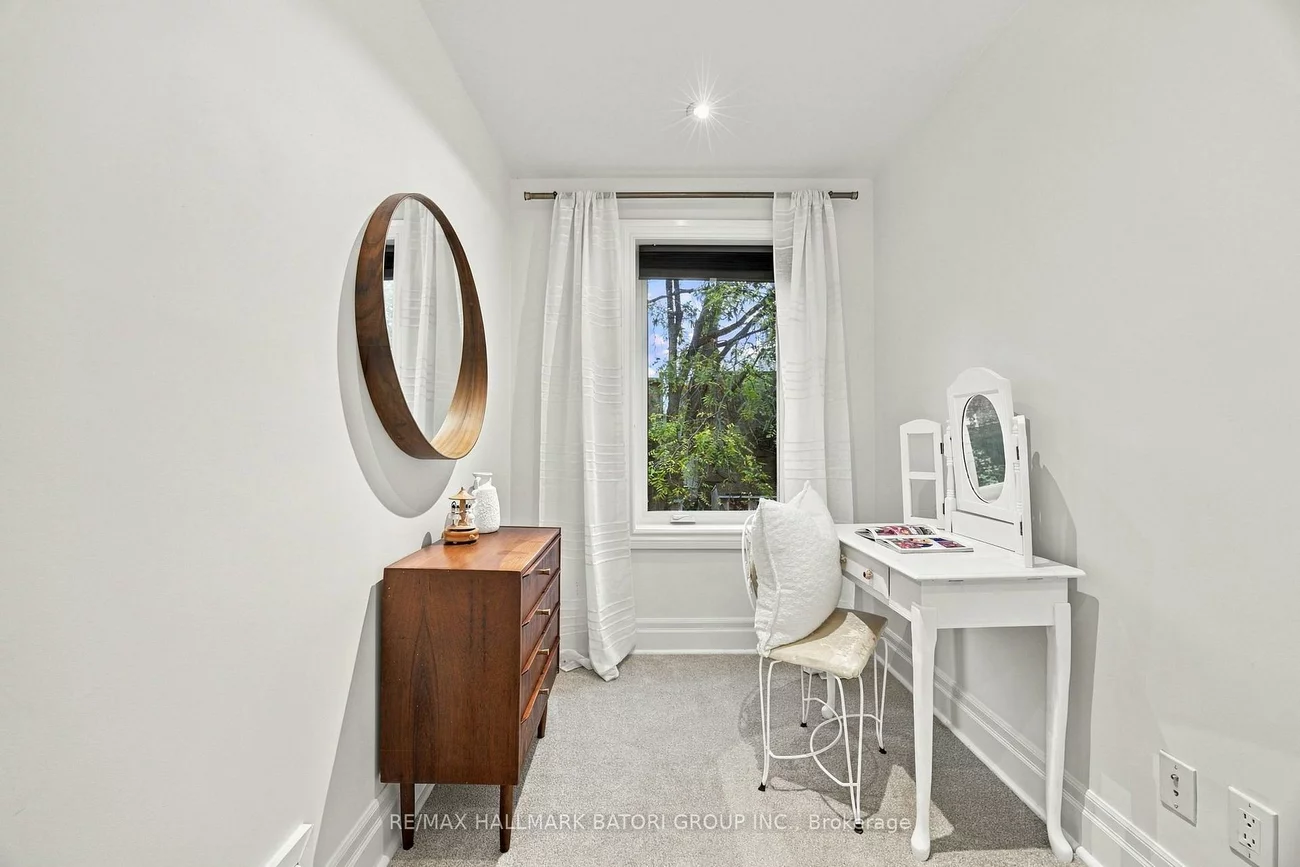 58, Ellsworth, Wychwood, Toronto