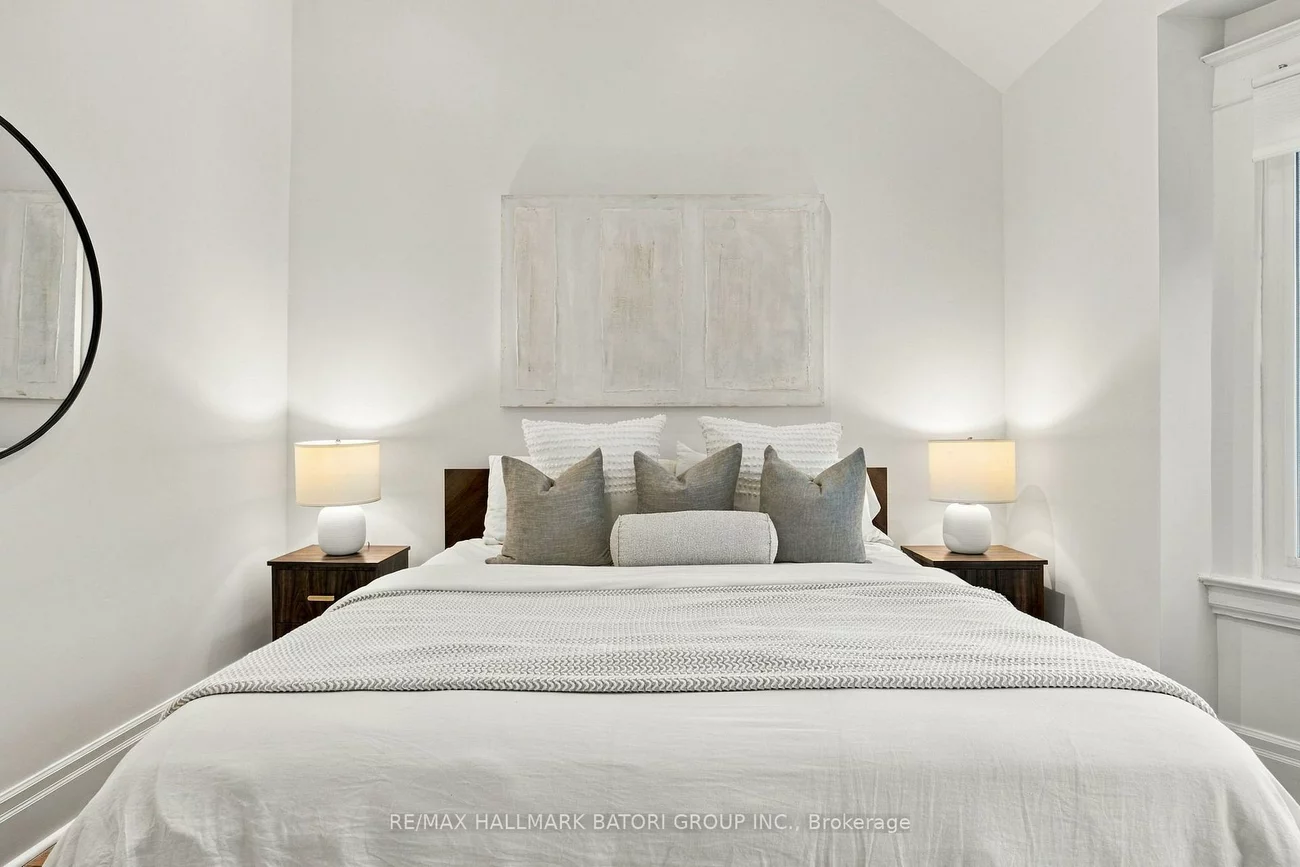 58, Ellsworth, Wychwood, Toronto
