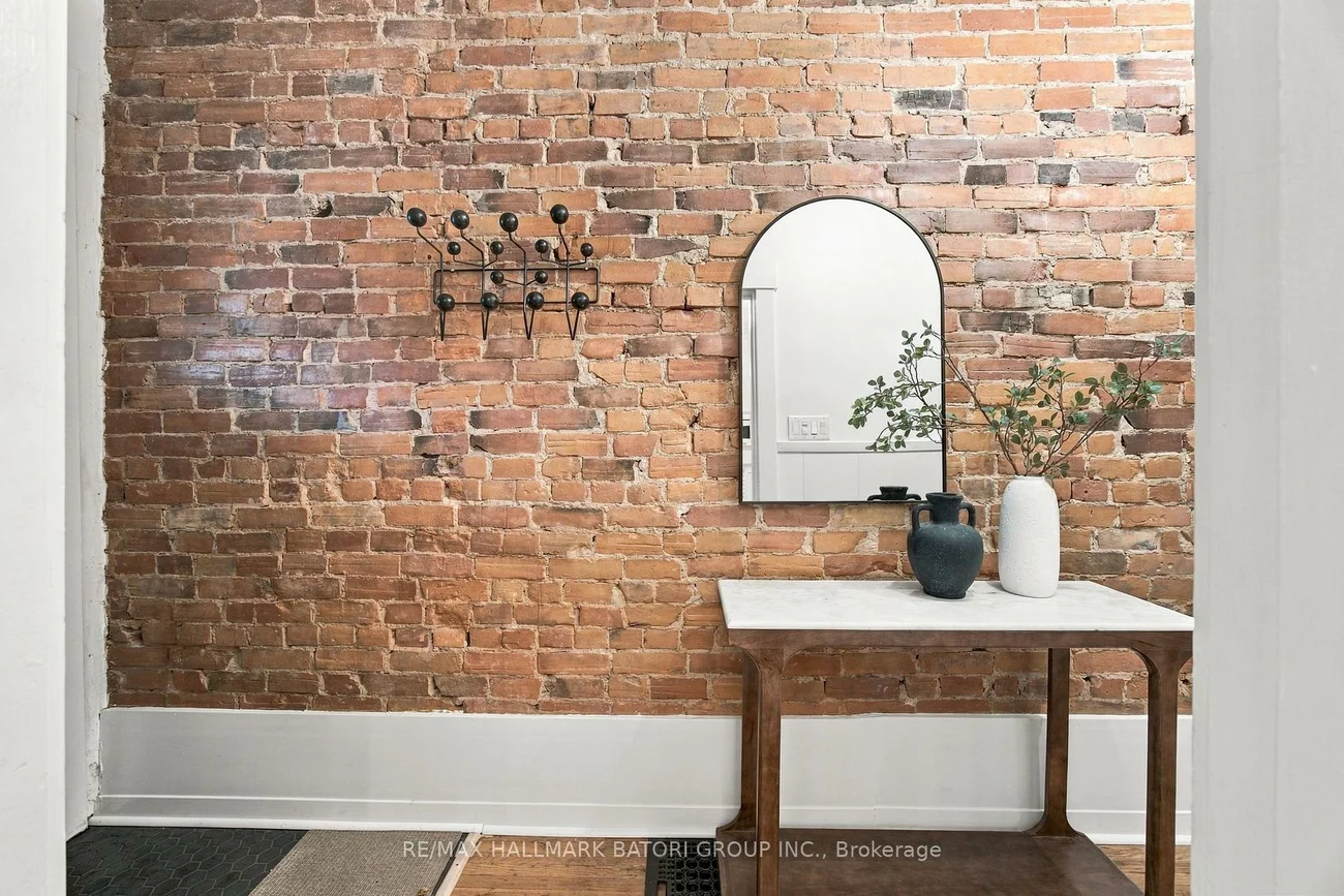 58, Ellsworth, Wychwood, Toronto