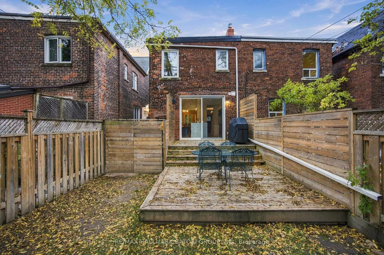 58, Ellsworth, Wychwood, Toronto