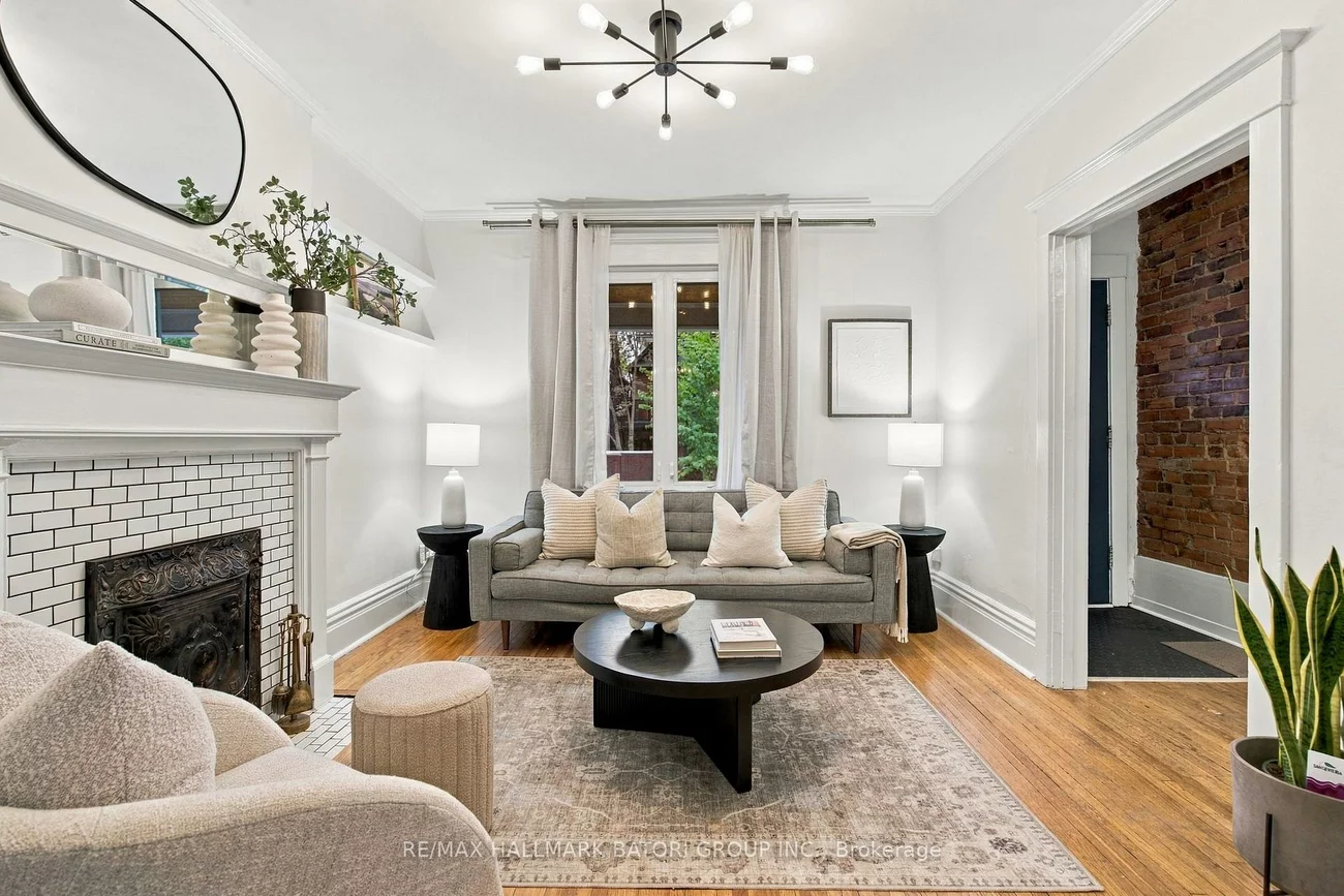 58, Ellsworth, Wychwood, Toronto
