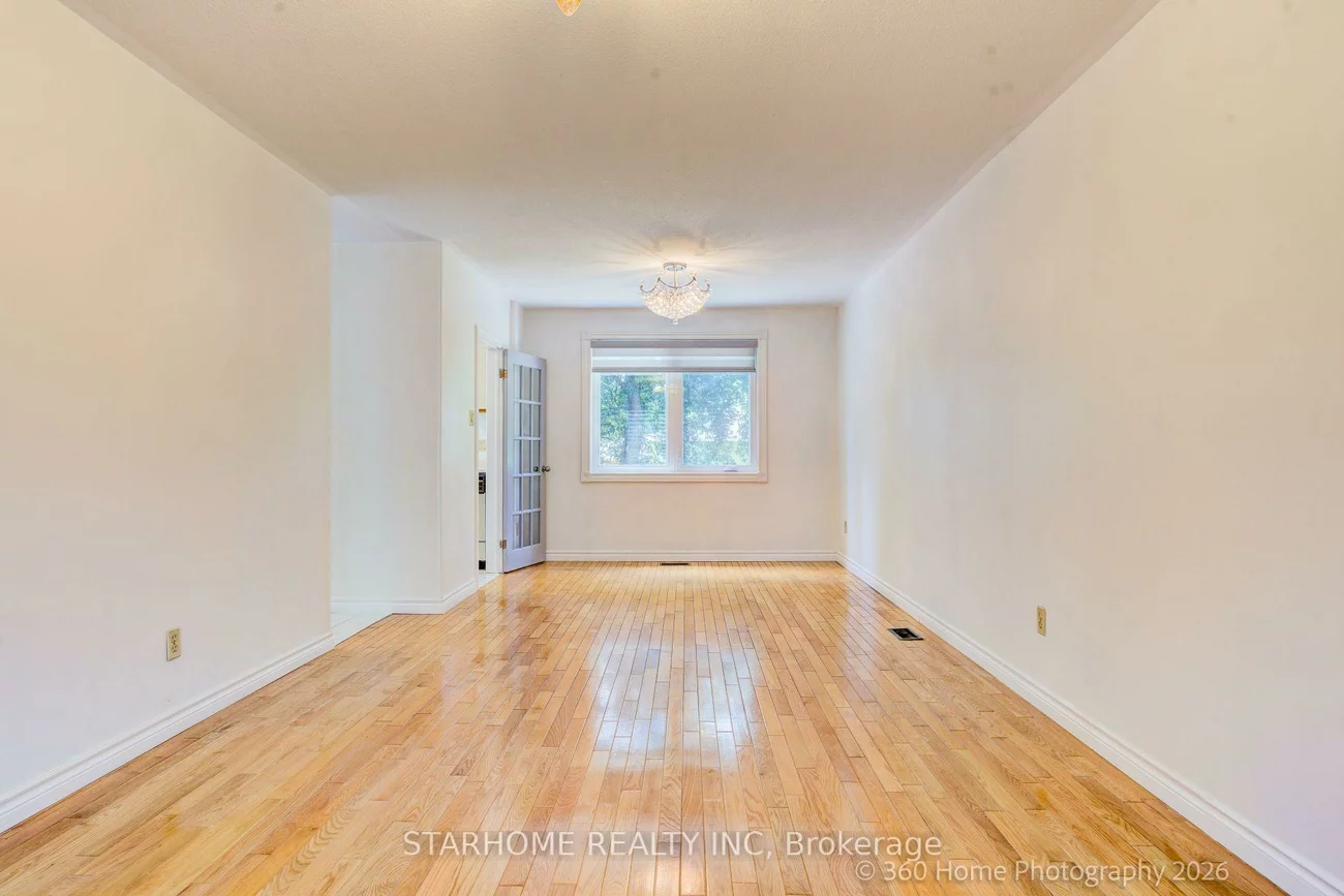 8, Shaughnessy, Henry Farm, Toronto