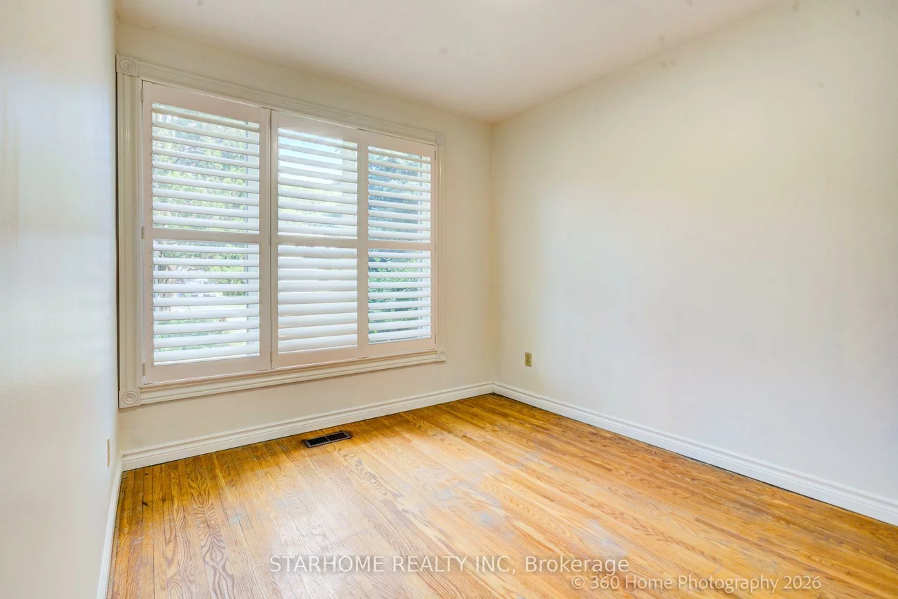 8, Shaughnessy, Henry Farm, Toronto