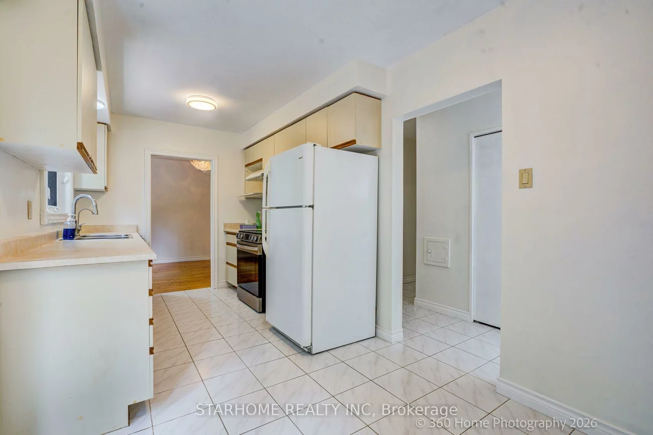8, Shaughnessy, Henry Farm, Toronto