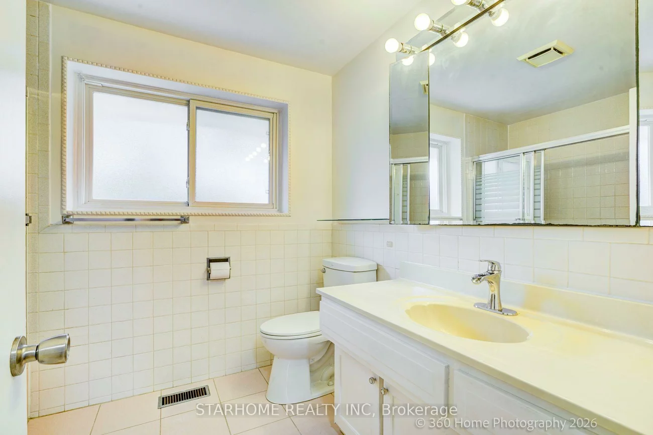 8, Shaughnessy, Henry Farm, Toronto