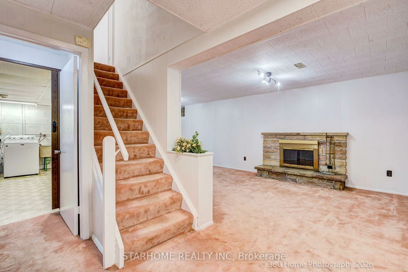 8, Shaughnessy, Henry Farm, Toronto