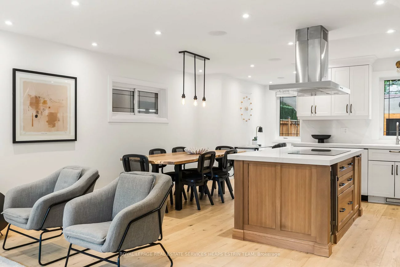 817, Millwood, Leaside, Toronto
