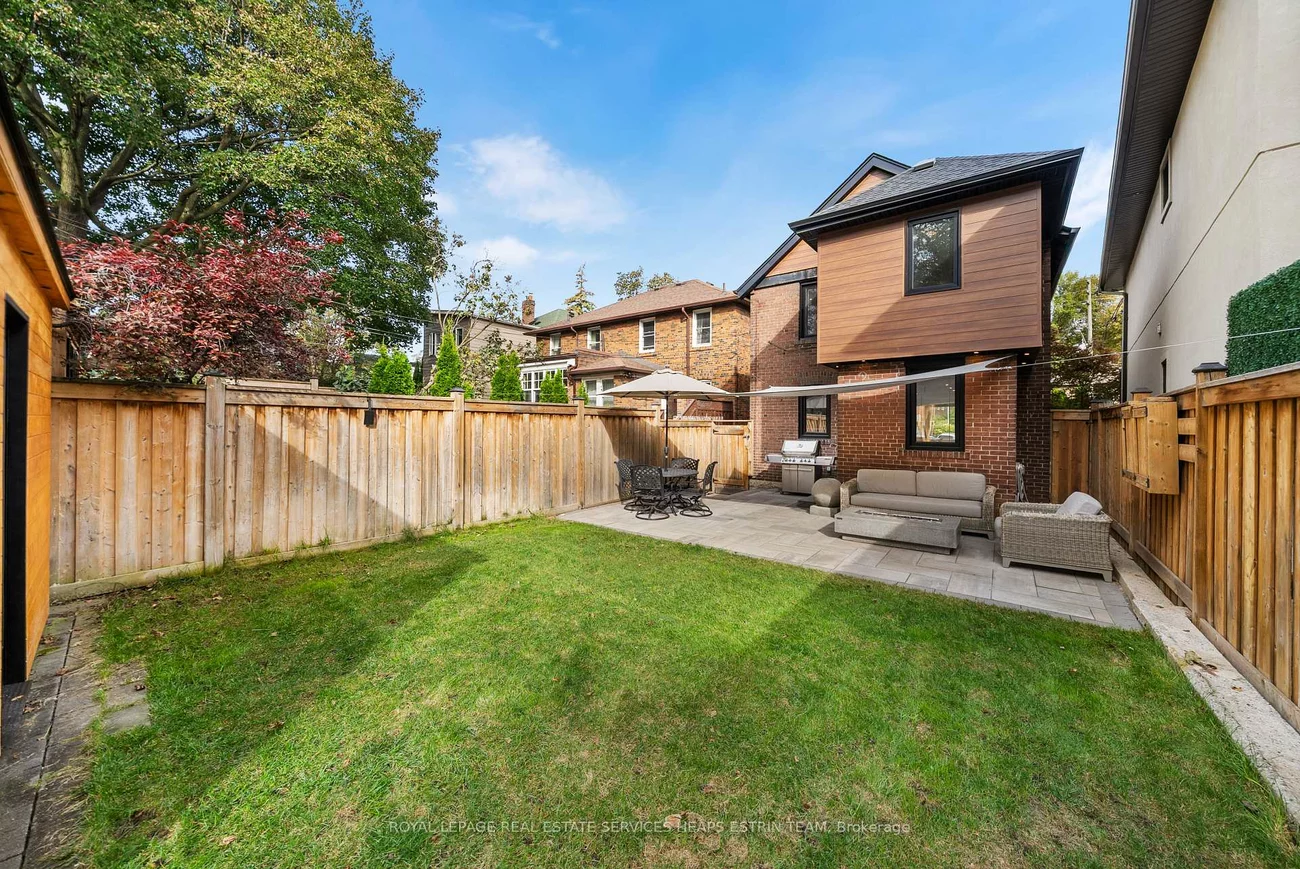 817, Millwood, Leaside, Toronto