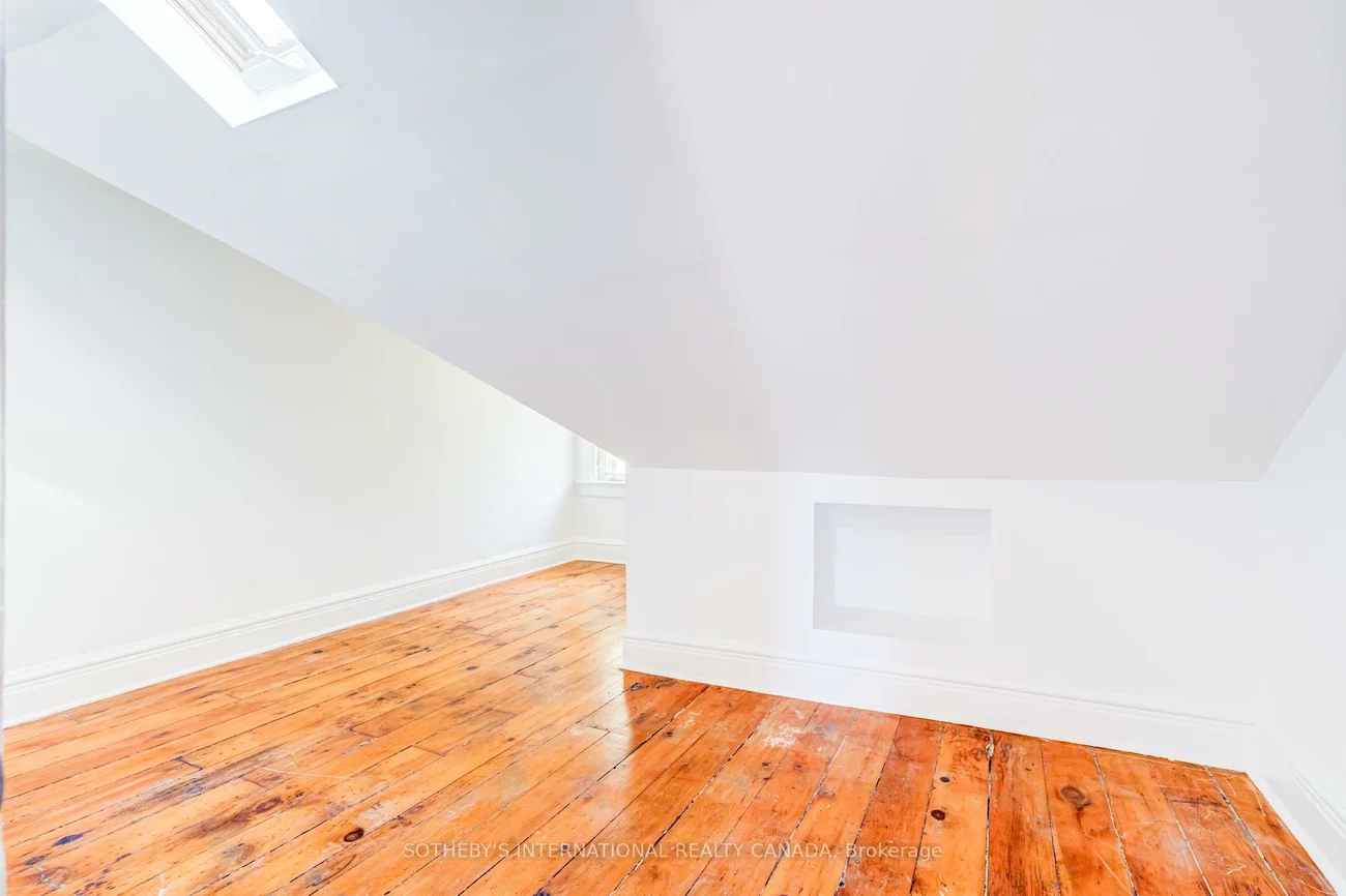 13, Euclid, Trinity-Bellwoods, Toronto