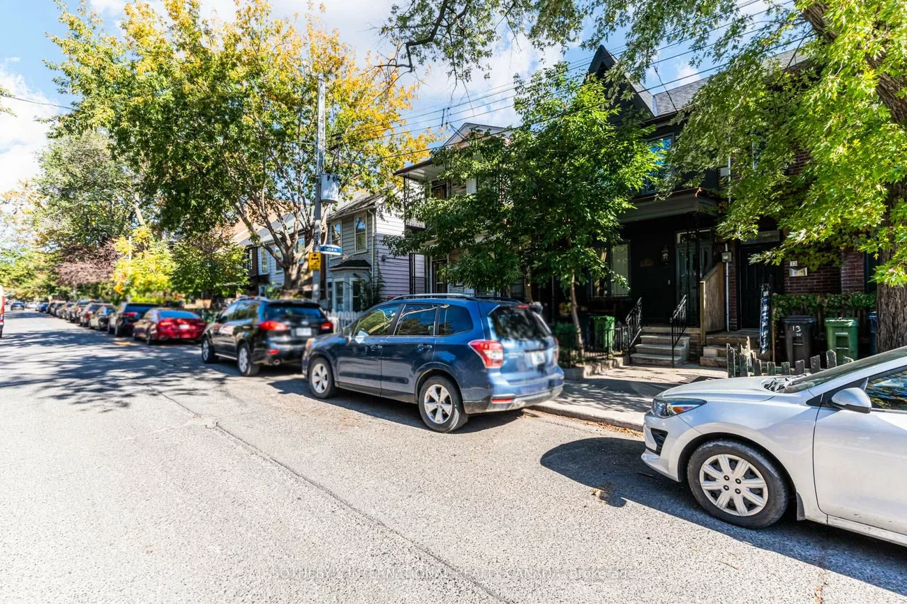13, Euclid, Trinity-Bellwoods, Toronto