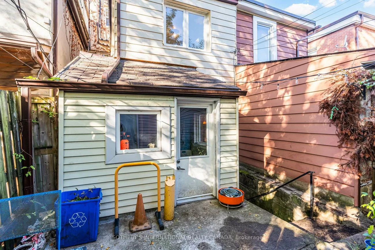 13, Euclid, Trinity-Bellwoods, Toronto