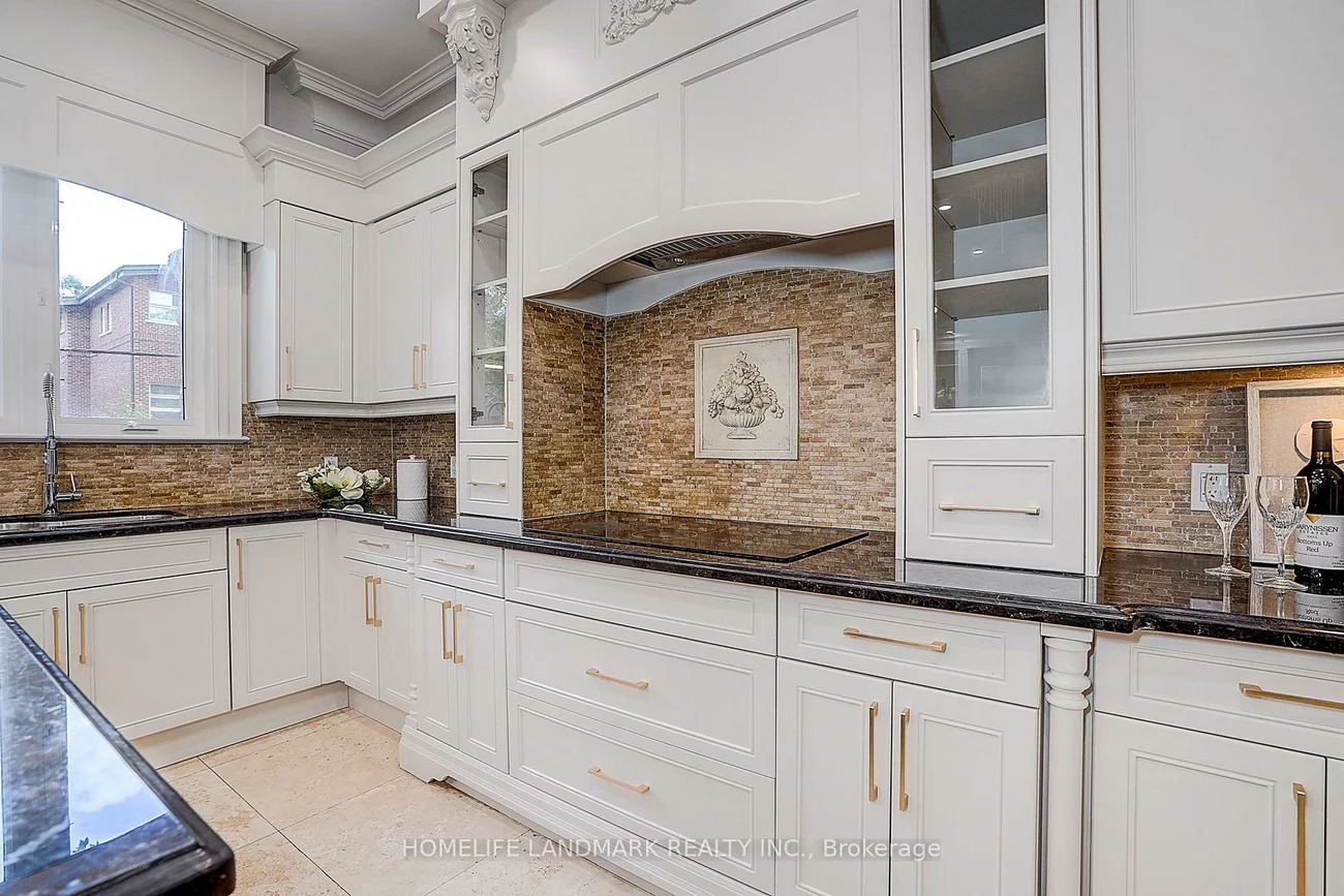 332, Greenfield, Willowdale East, Toronto