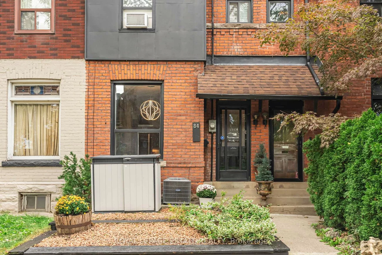 84, London, Annex, Toronto