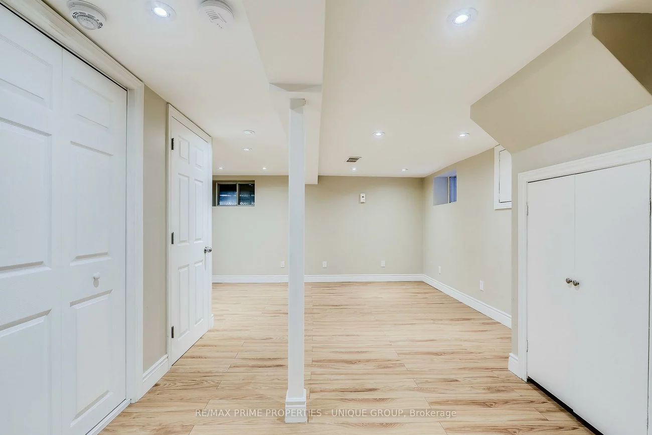 291, Jedburgh, Lawrence Park North, Toronto