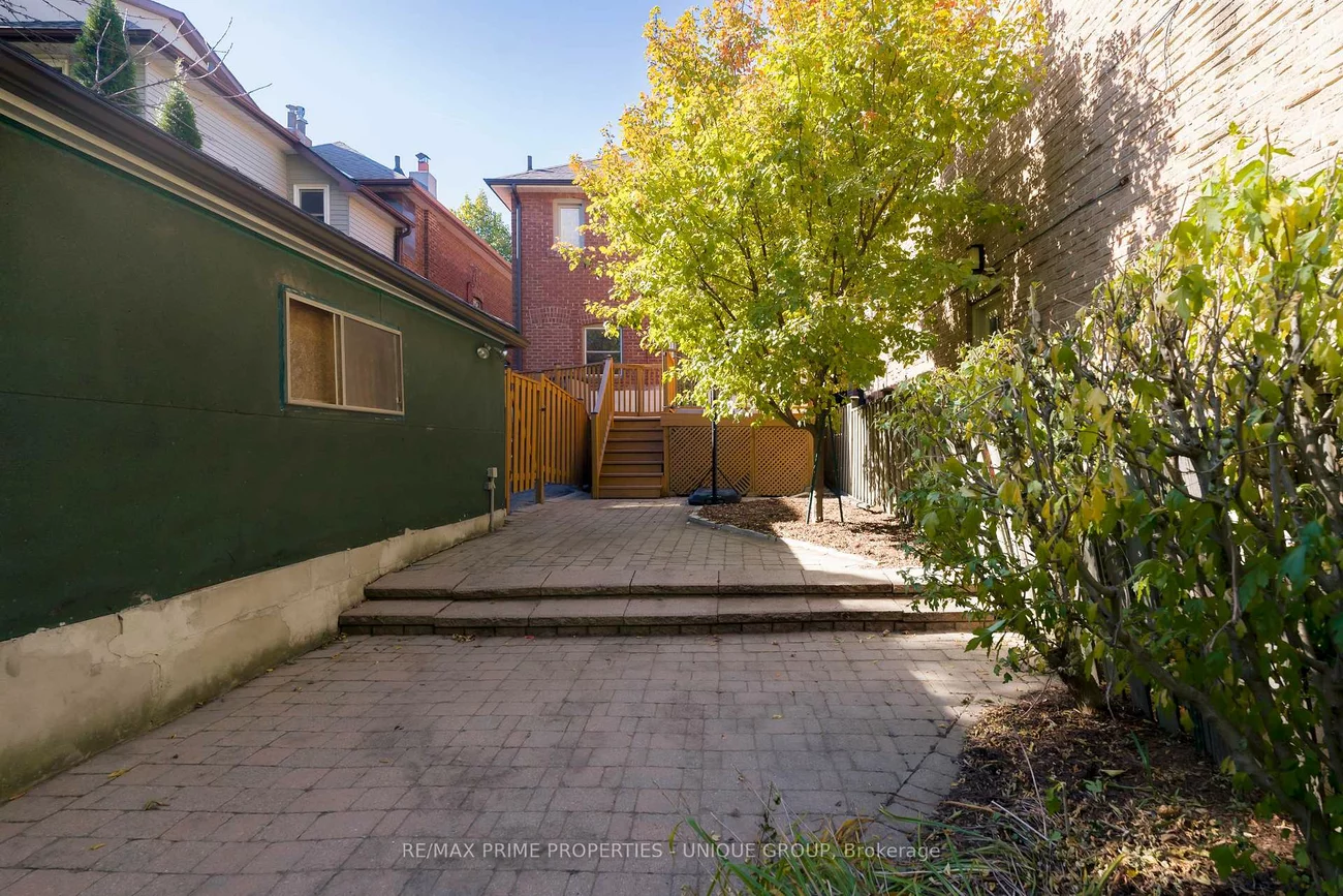 291, Jedburgh, Lawrence Park North, Toronto