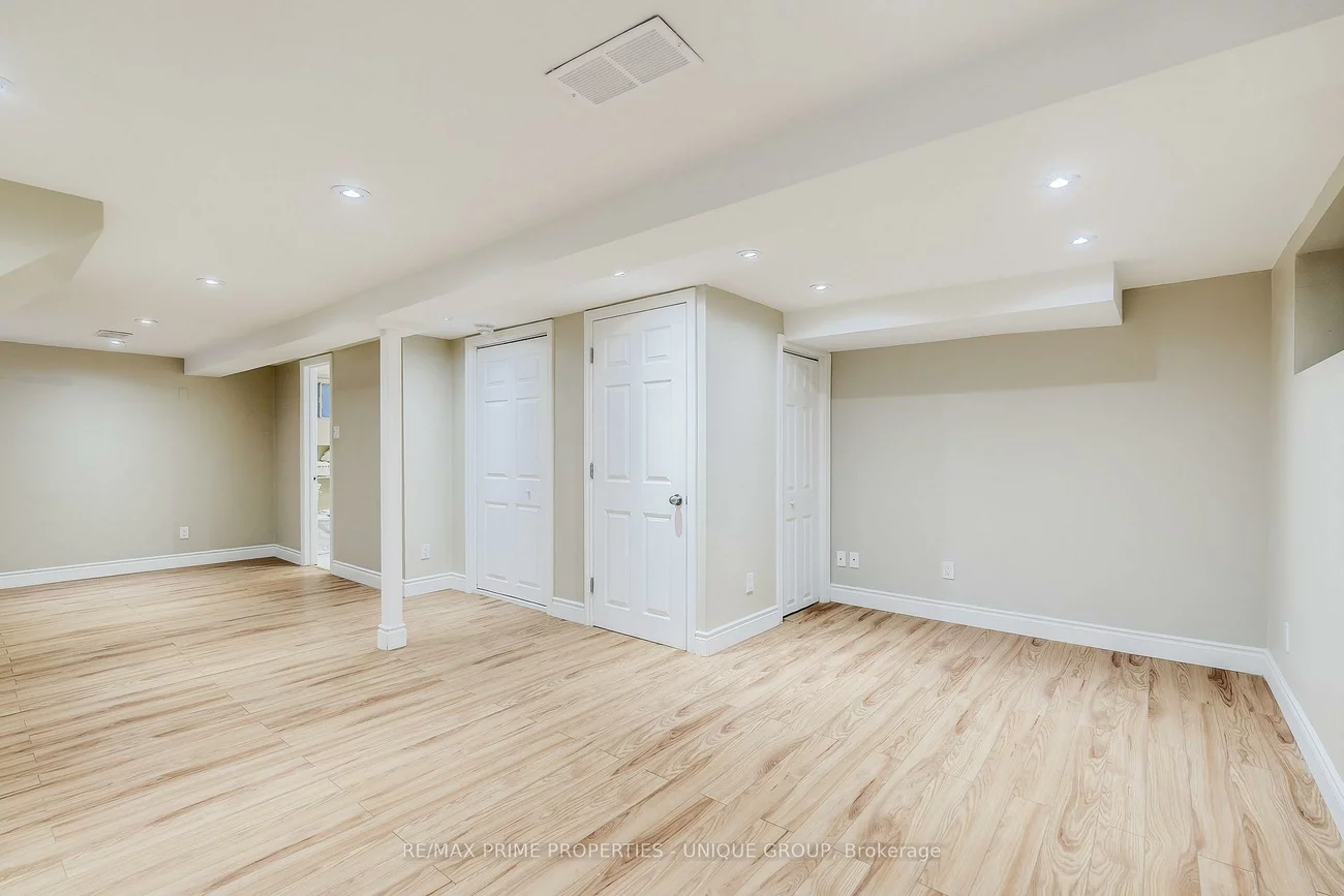 291, Jedburgh, Lawrence Park North, Toronto