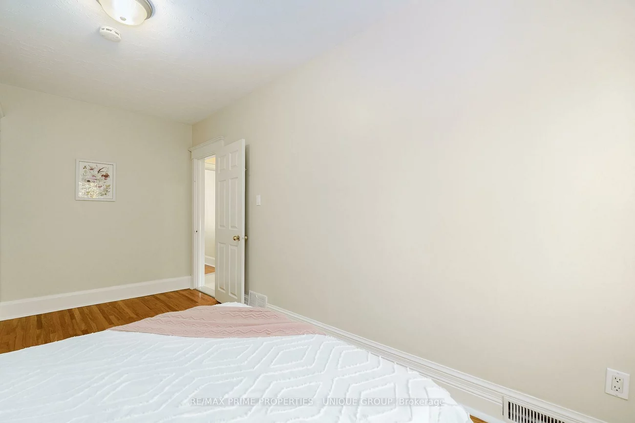 291, Jedburgh, Lawrence Park North, Toronto
