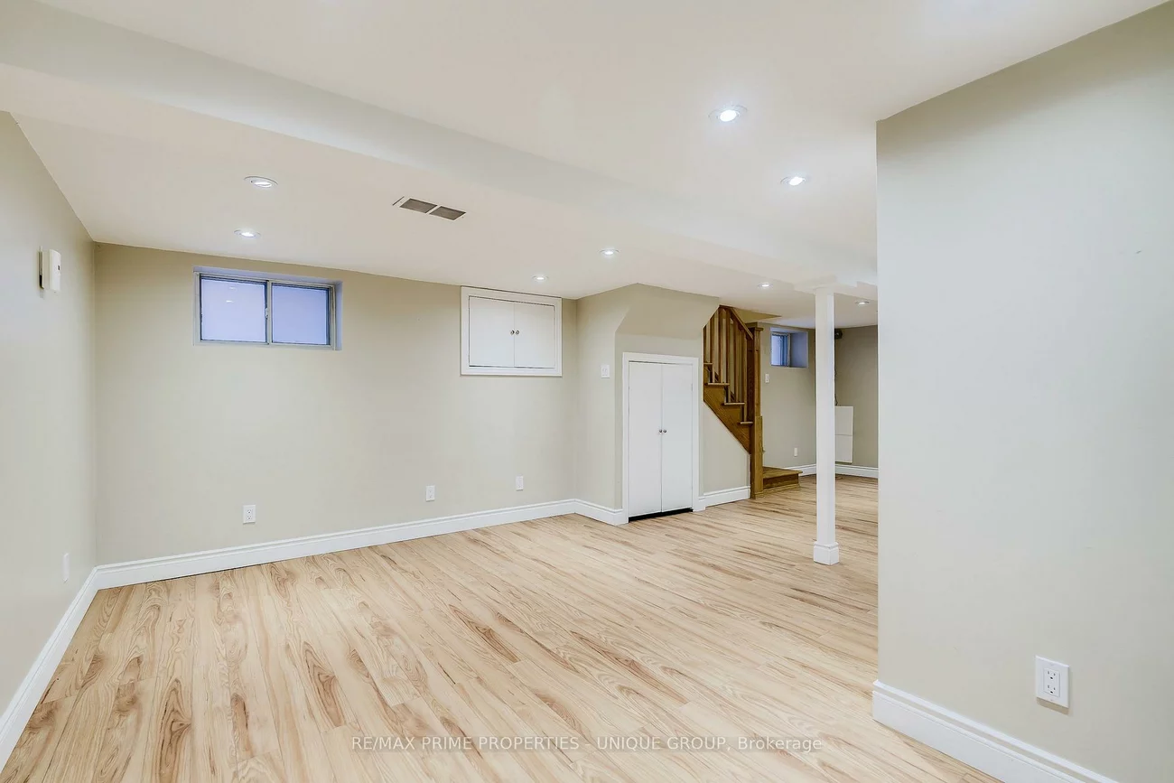 291, Jedburgh, Lawrence Park North, Toronto