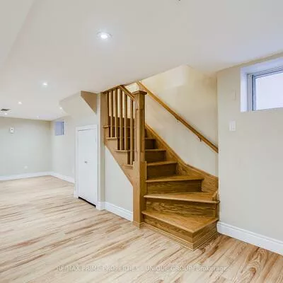 291, Jedburgh, Lawrence Park North, Toronto