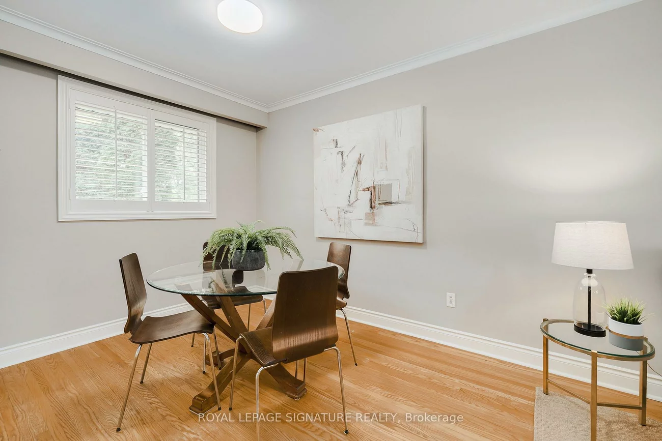 11, Bellbury, Don Valley Village, Toronto
