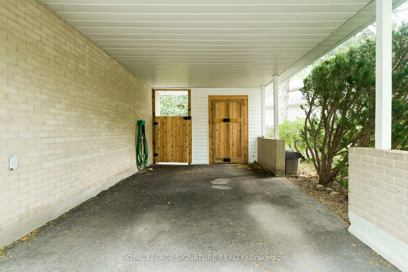 11, Bellbury, Don Valley Village, Toronto