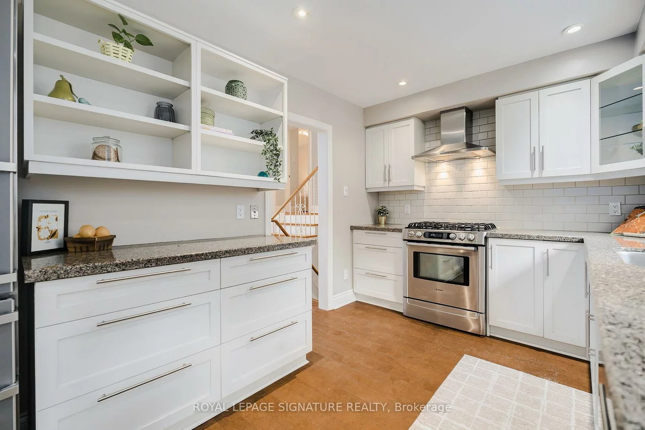 11, Bellbury, Don Valley Village, Toronto