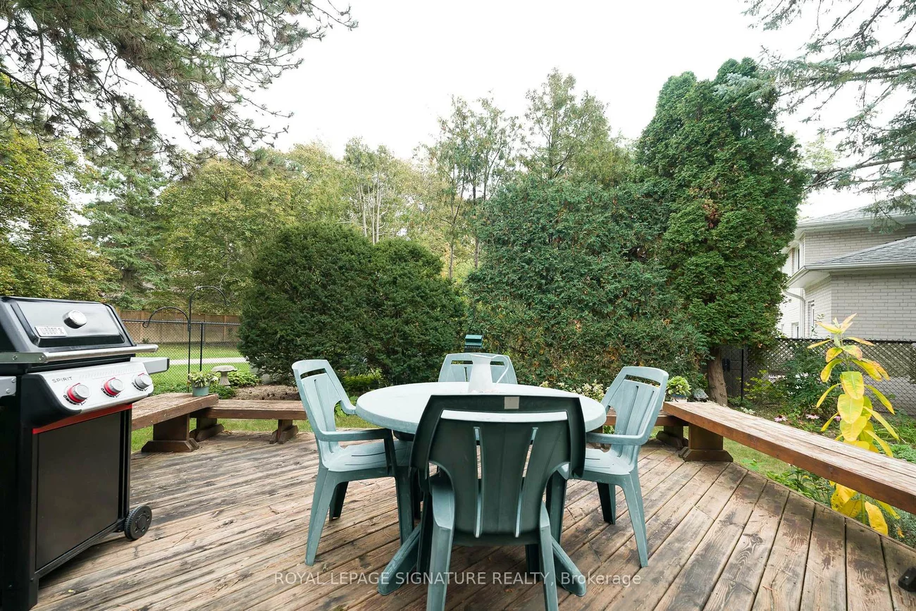 11, Bellbury, Don Valley Village, Toronto