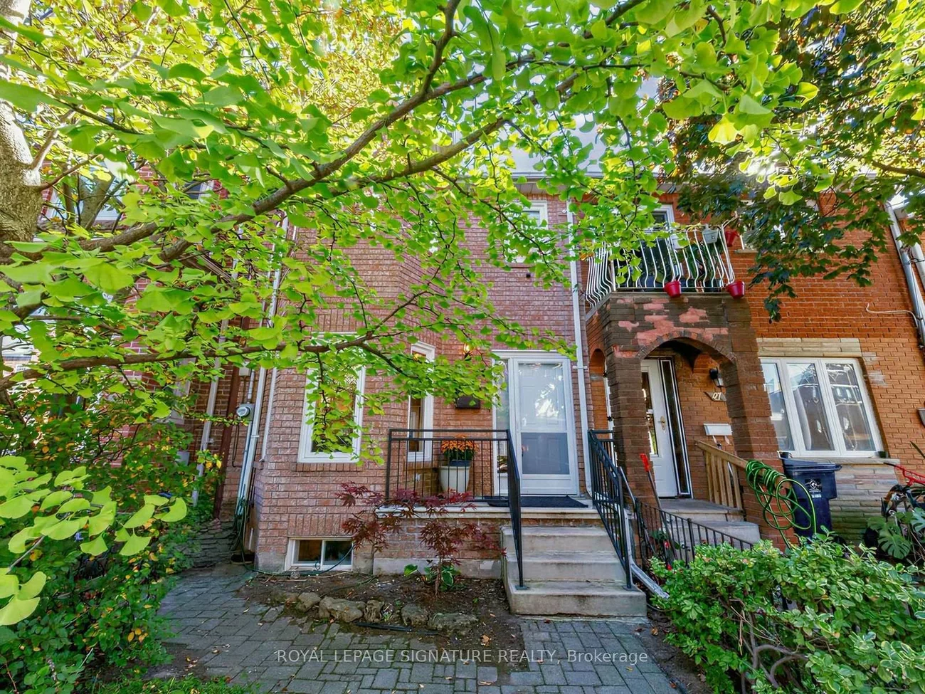 45, Robinson, Trinity-Bellwoods, Toronto