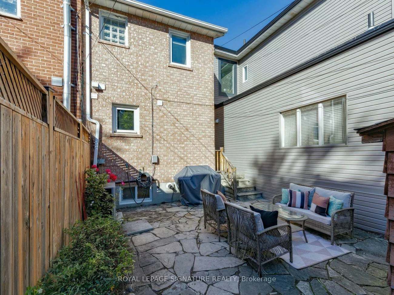 45, Robinson, Trinity-Bellwoods, Toronto
