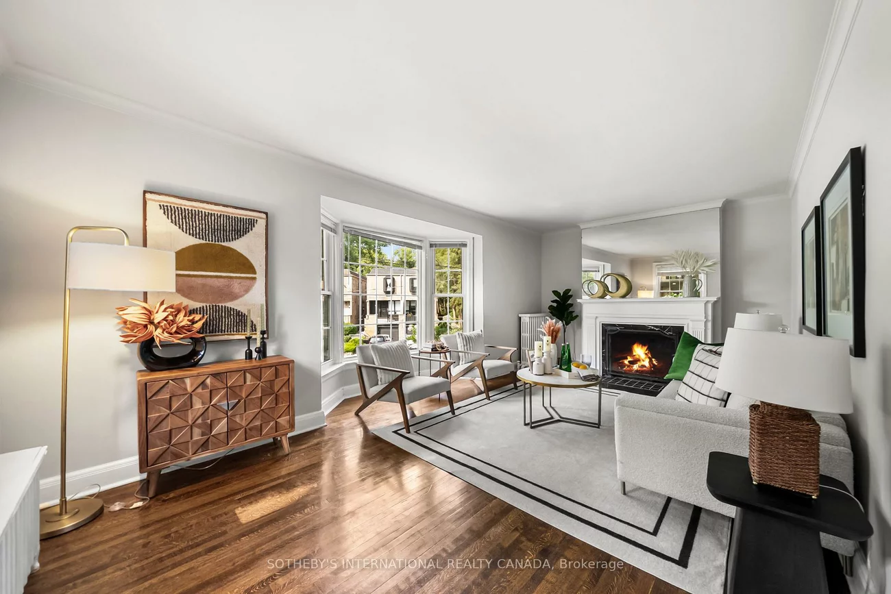 29, Highbourne, Yonge-St. Clair, Toronto