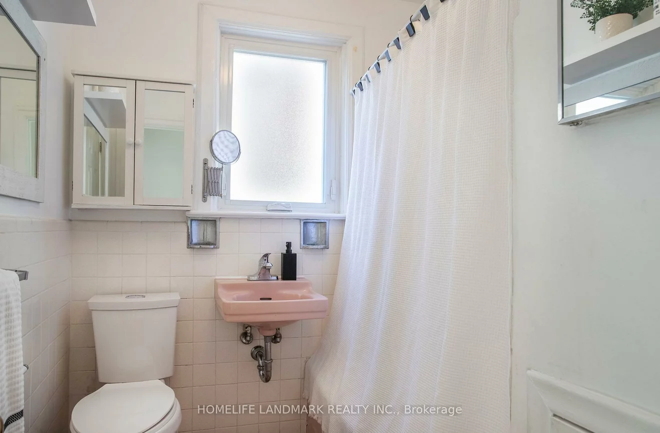35, Dupont, Annex, Toronto
