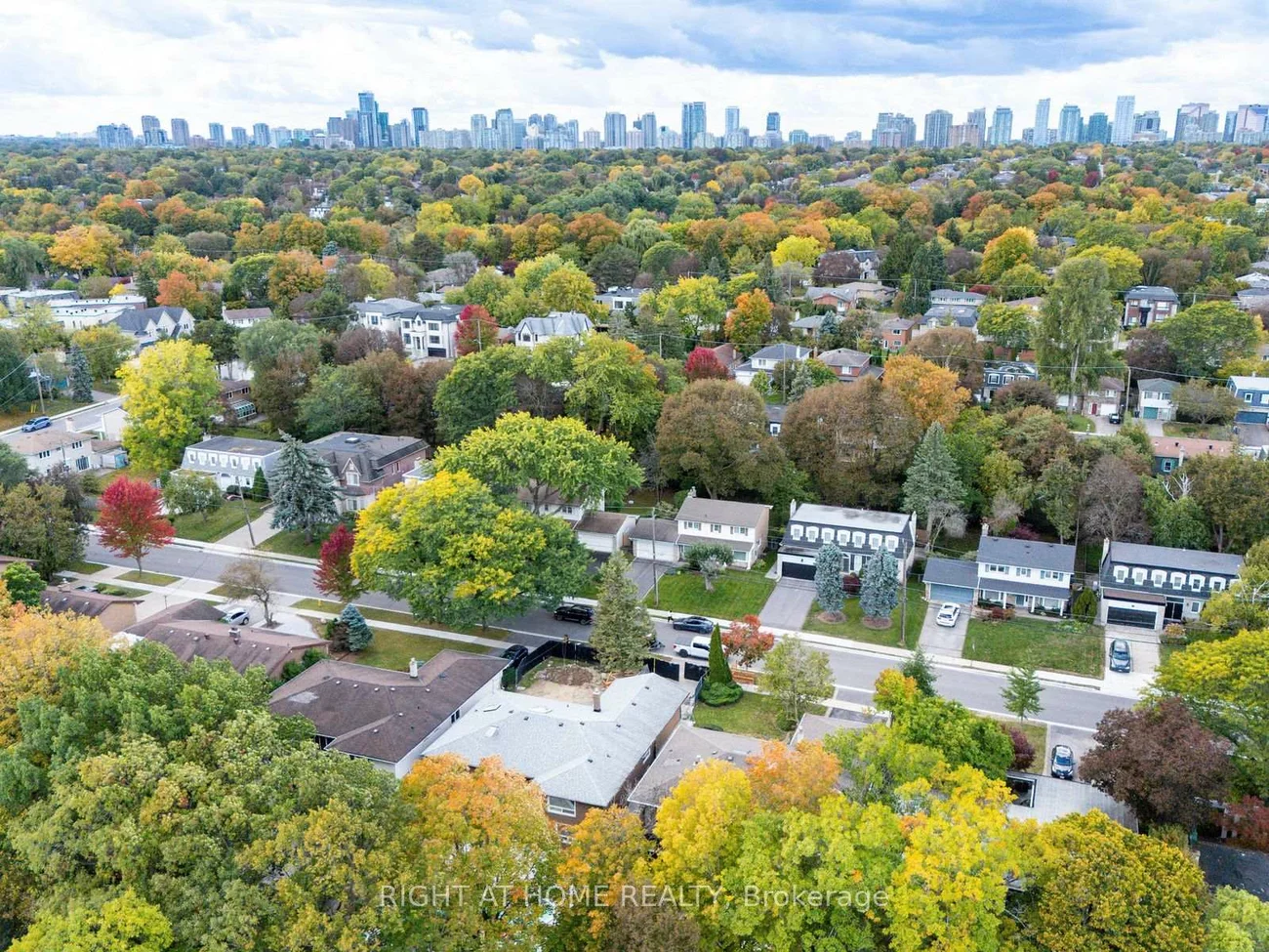 89, Page, Bayview Village, Toronto