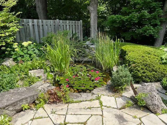 89, Page, Bayview Village, Toronto