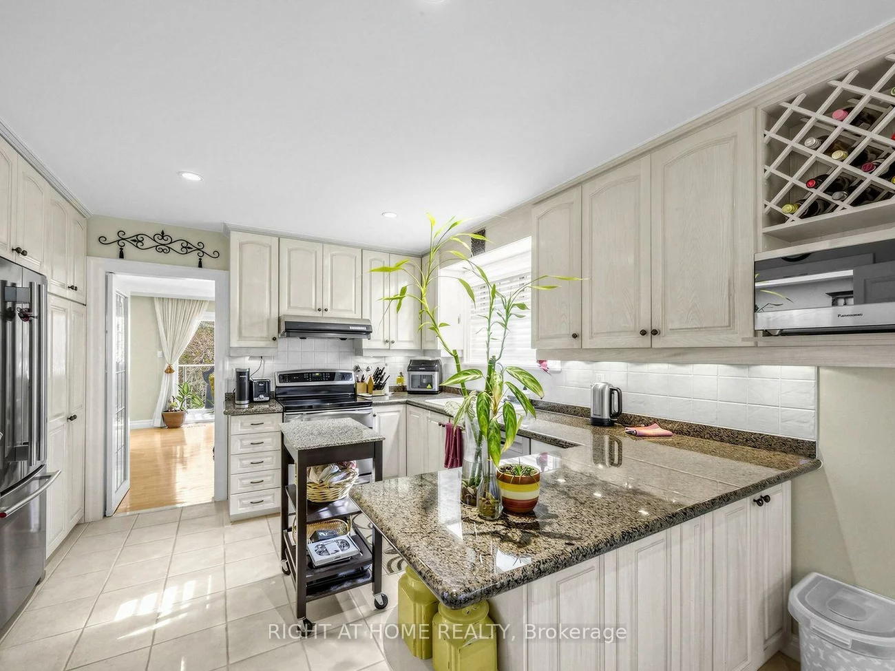 89, Page, Bayview Village, Toronto