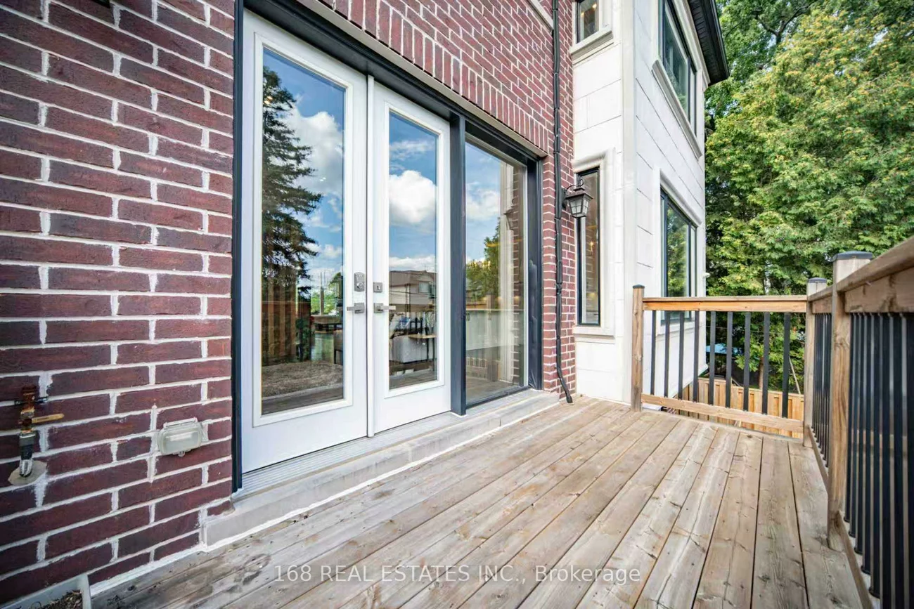 53, Athabaska, Newtonbrook East, Toronto