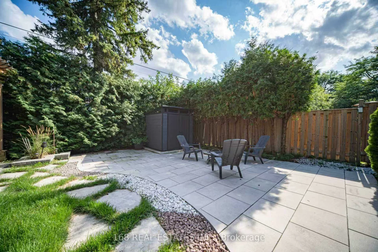 53, Athabaska, Newtonbrook East, Toronto