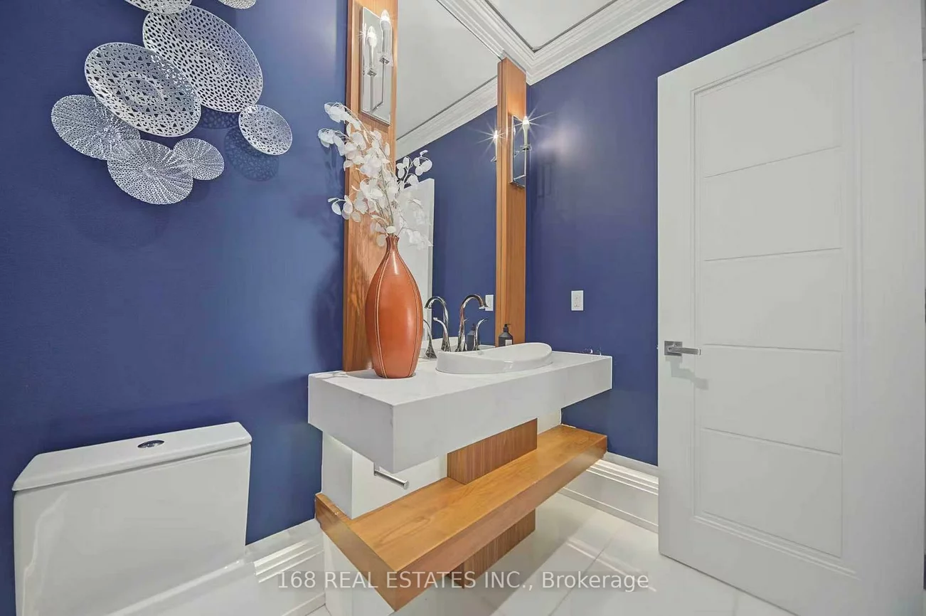 53, Athabaska, Newtonbrook East, Toronto