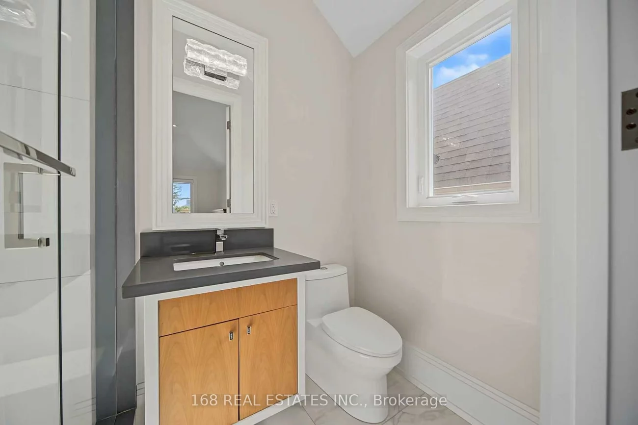 53, Athabaska, Newtonbrook East, Toronto