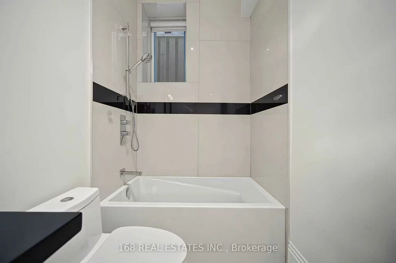 53, Athabaska, Newtonbrook East, Toronto