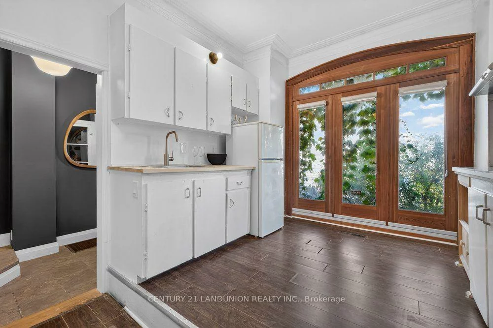469, Richmond, Moss Park, Toronto