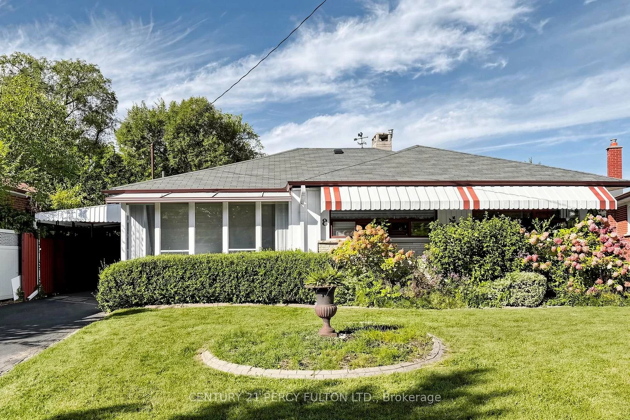 8, Wallbridge, Willowdale West, Toronto