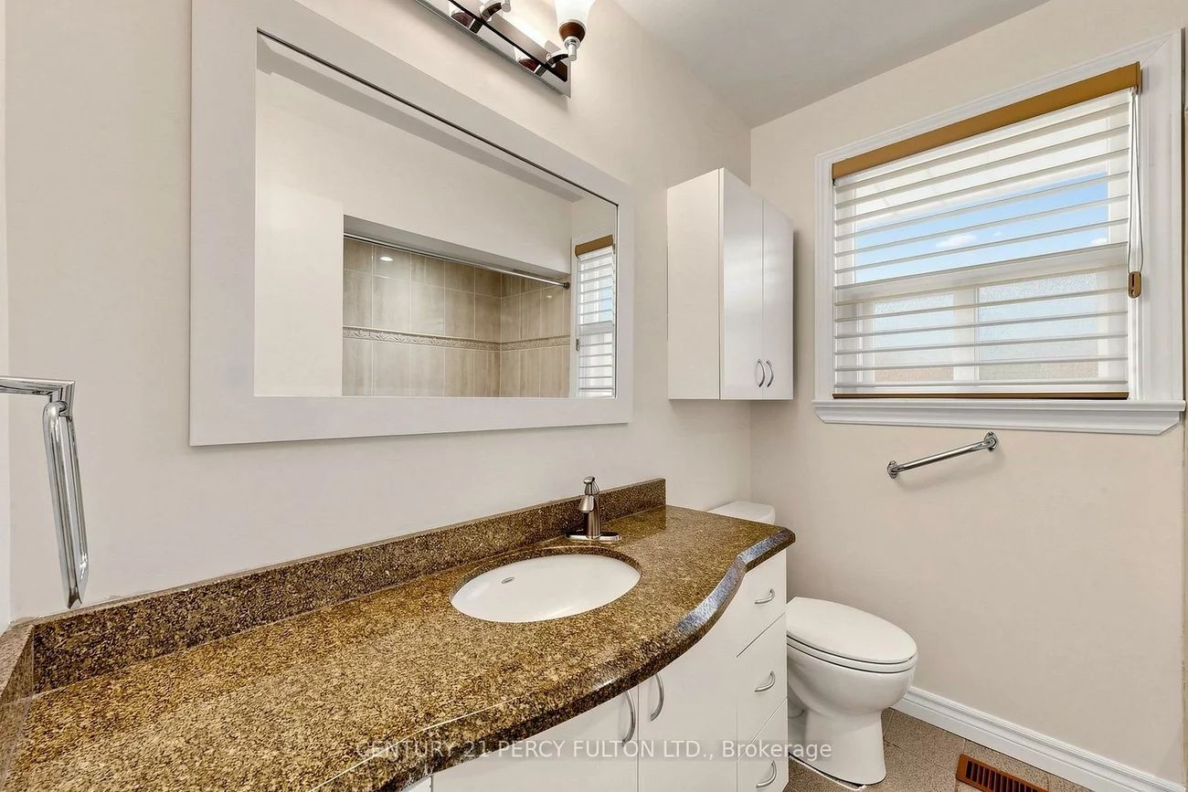 8, Wallbridge, Willowdale West, Toronto