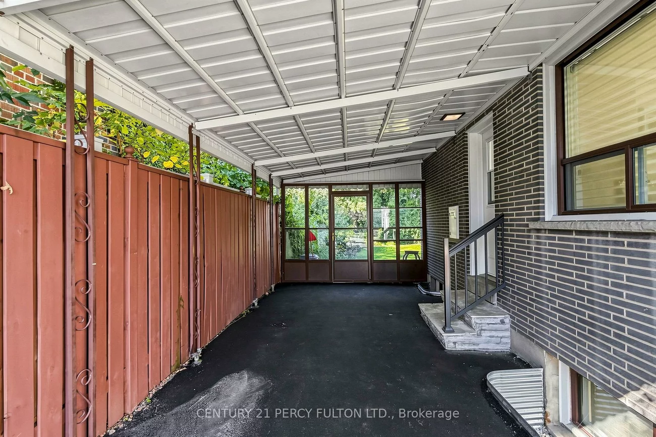 8, Wallbridge, Willowdale West, Toronto