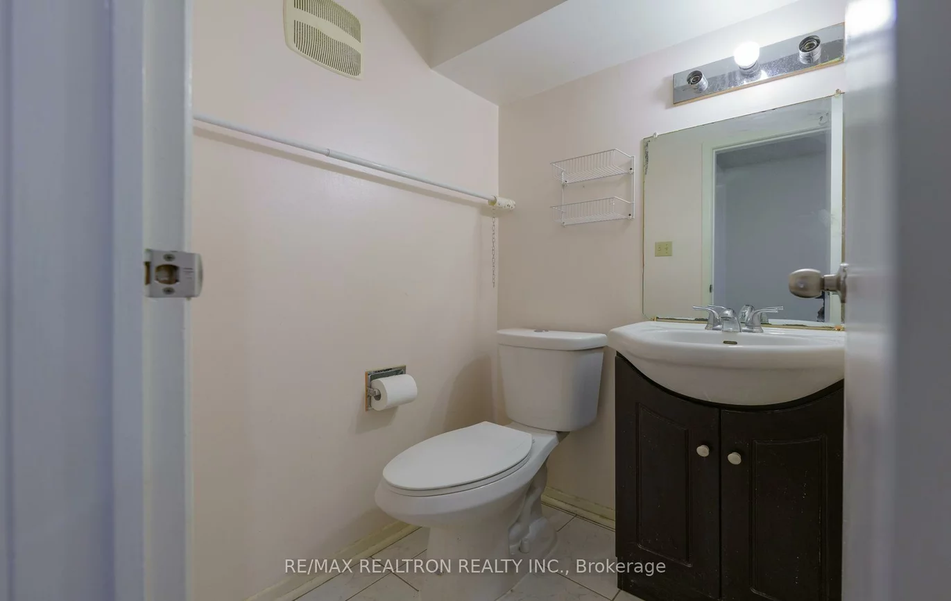 409, Melita, Wychwood, Toronto