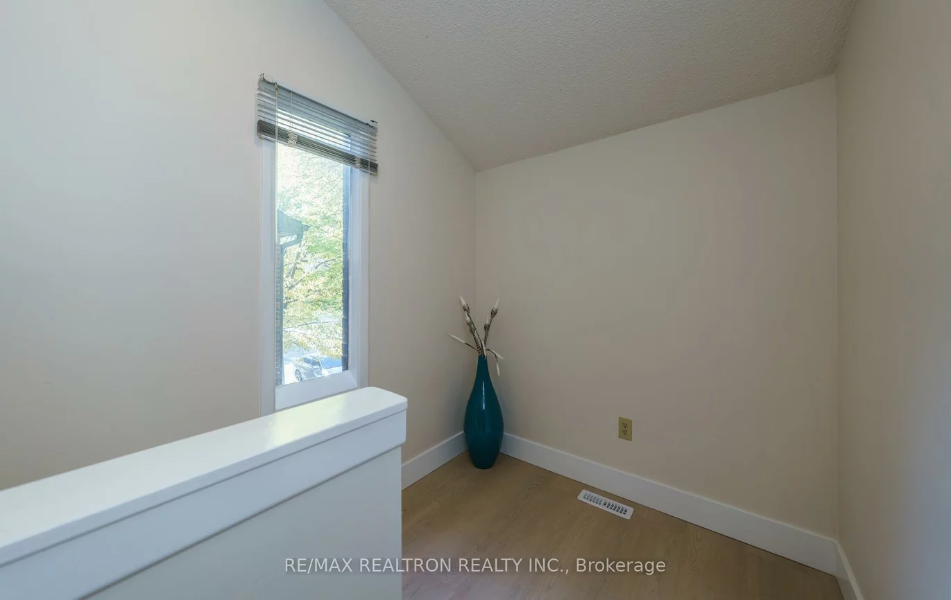 409, Melita, Wychwood, Toronto